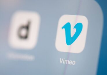 Are you in search of a video downloading app? Check out here!